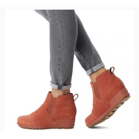 SOREL Evie Pull-On Bootie — Waterproof Suede Leather Wedge Ankle Booties sz 11 - Picture 1 of 13